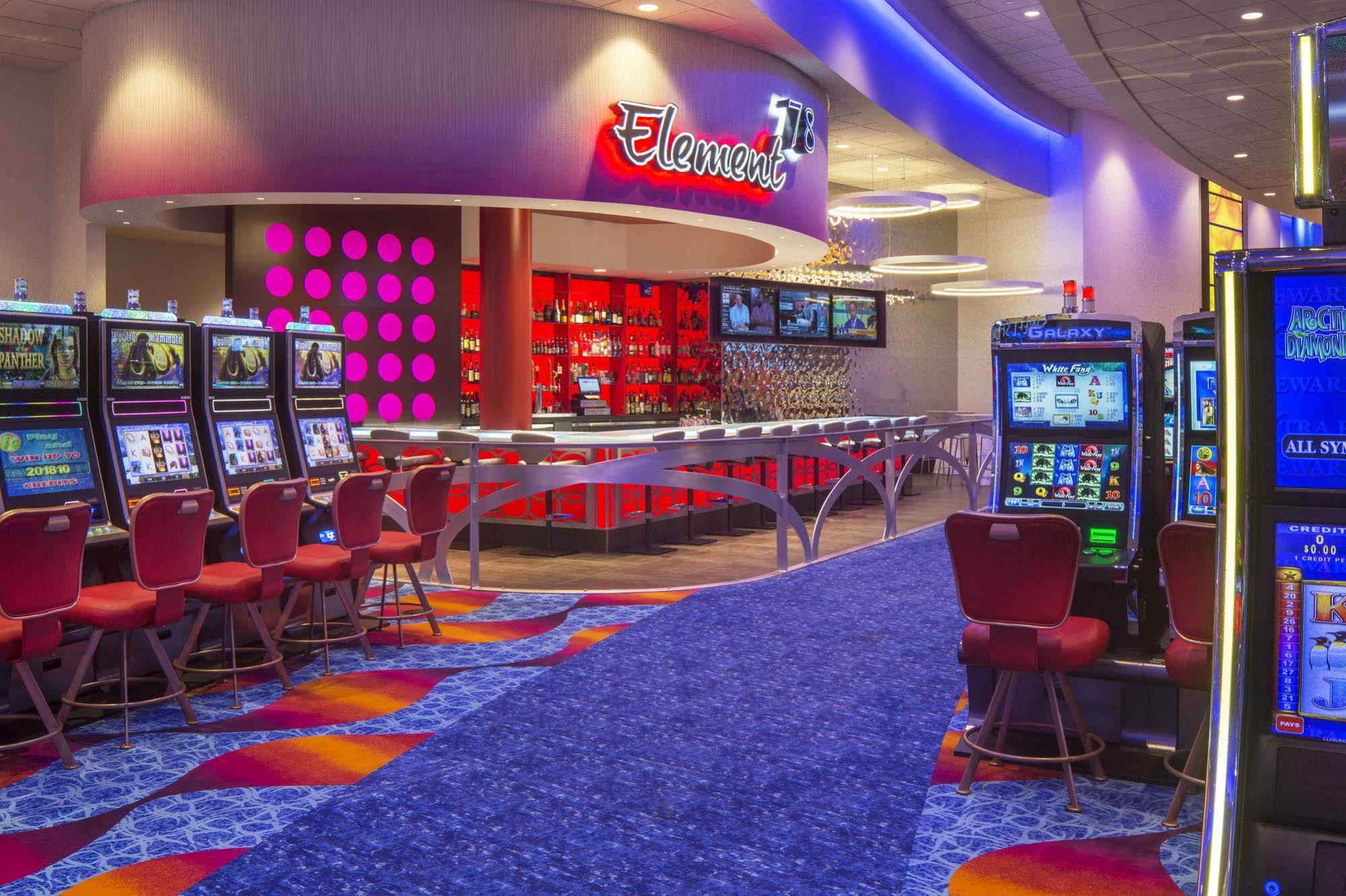 12 Tribes Resort Casino Оумак Екстериор снимка