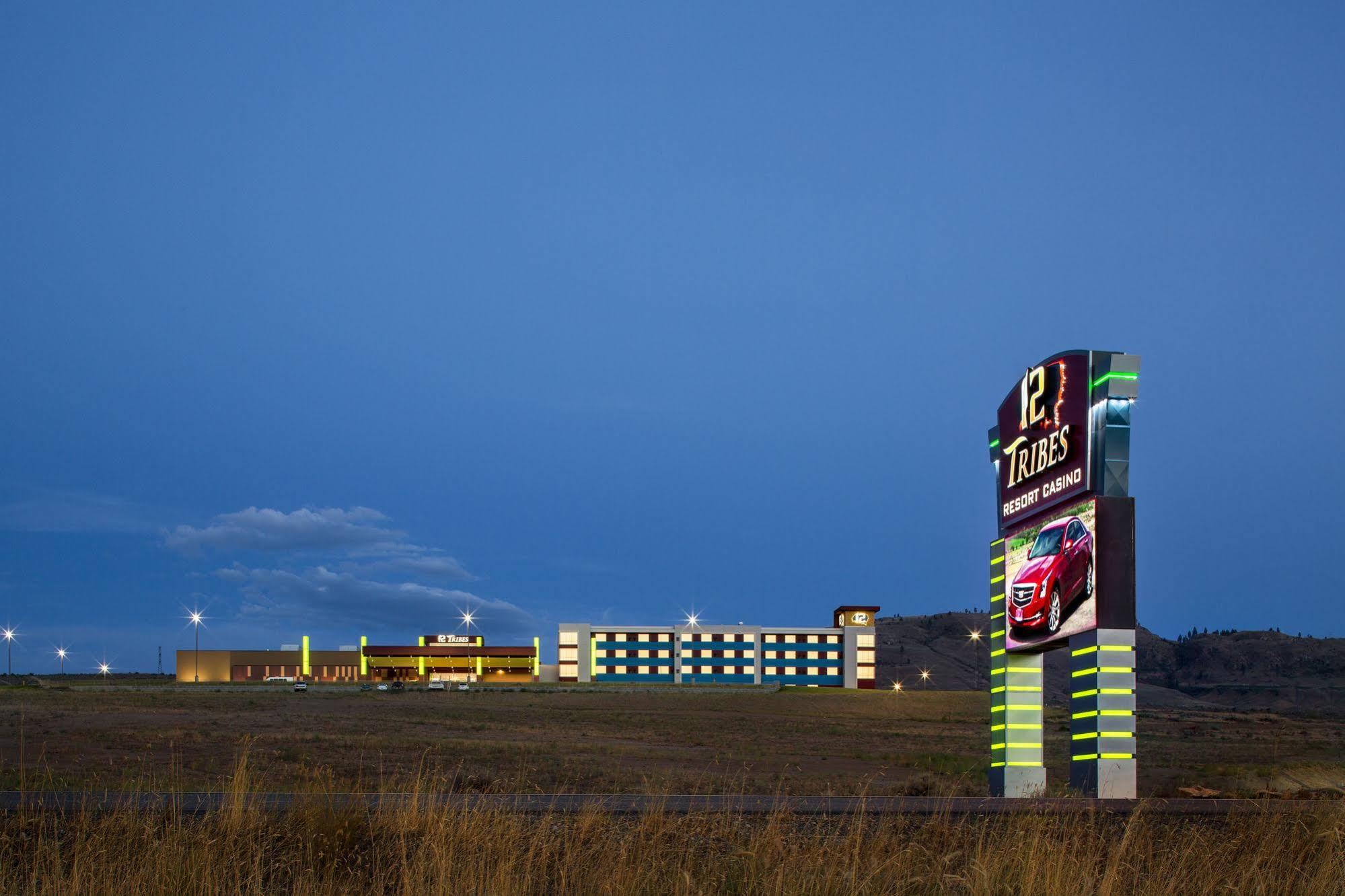 12 Tribes Resort Casino Оумак Екстериор снимка